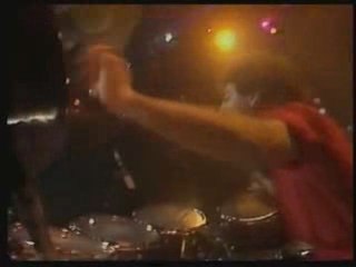 Chrissie Hynde and Annie Lennox - Baby Give It Up 1986