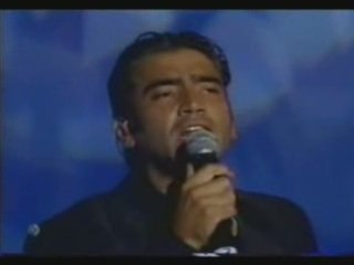 "Bésame mucho"  Premios  Oye  2003
