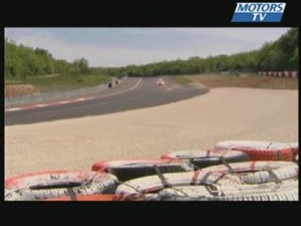 Bataille Ferrari vs Porsche GT Belgique Rd2 Dijon Prenois