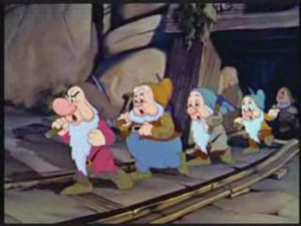 05 HEIGH-HO ! - BLANCHE NEIGE ET LES SEPT NAINS
