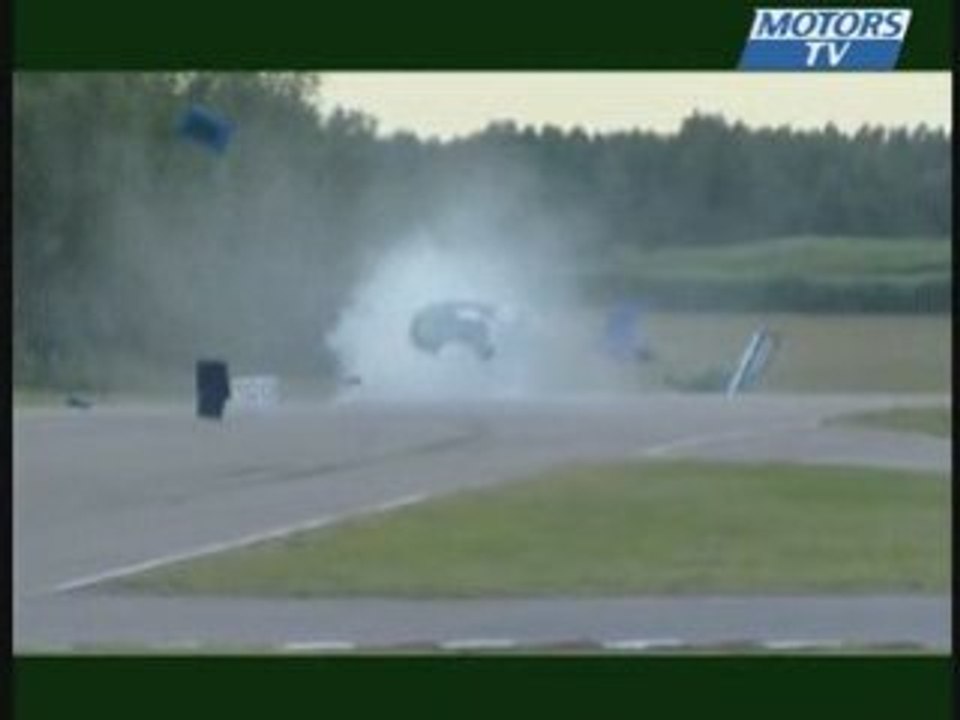 Enorme crash en European Dragster Championship