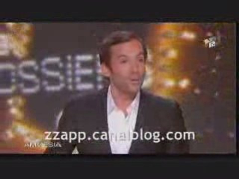 Franck Dubosc dans Amnesia sur NRJ12