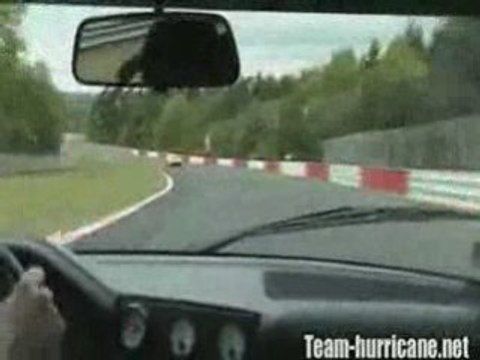 Bmw M3 e30 Bi-turbo vs Carrera GT