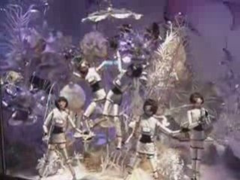 Noël 2008 : vitrines du Printemps et des Galeries Lafayette