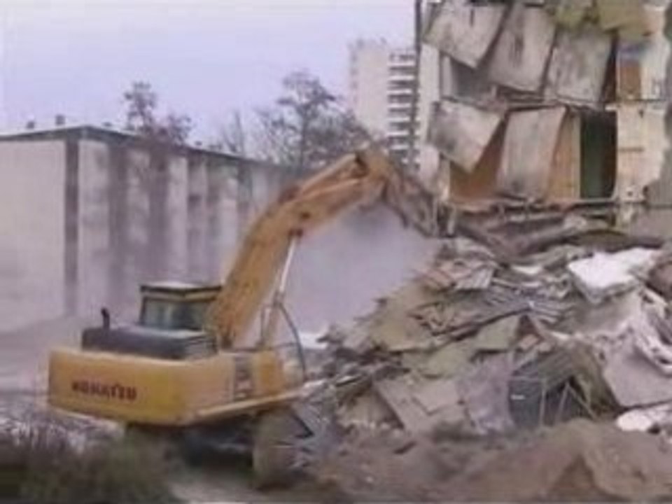 Démolition HLM Komatsu PC340