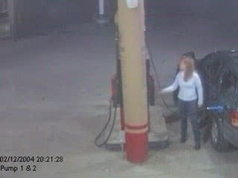 humour pompe essence blonde