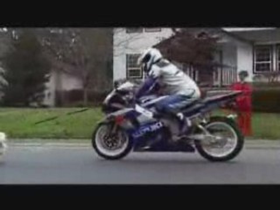 Humour drole - Pub Moto Suzuki + chien