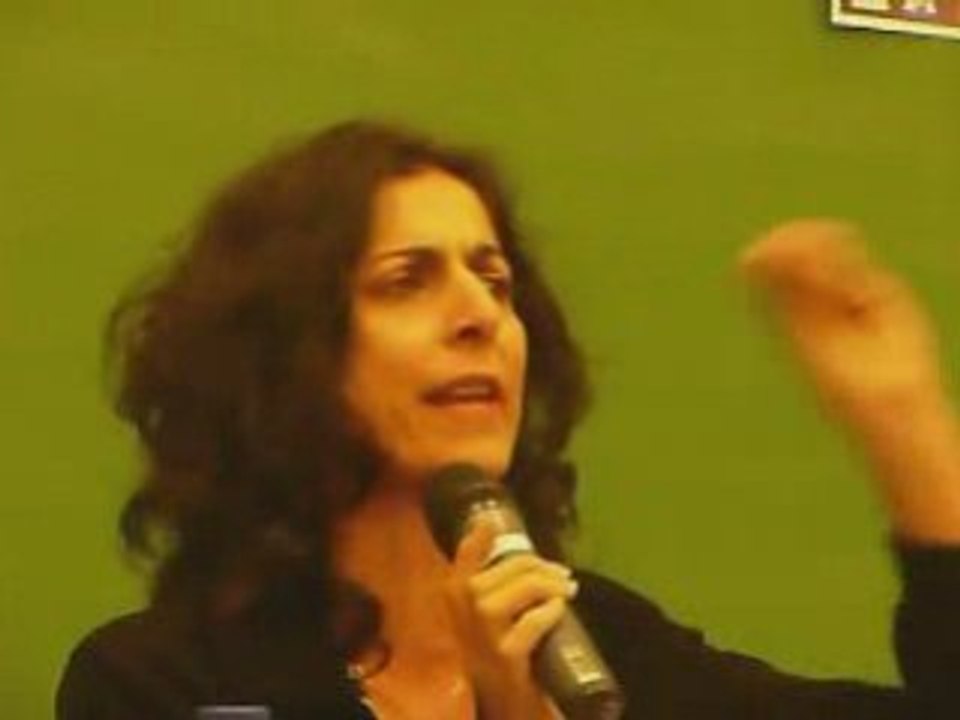 Sans-papiers "de" l'ULB débattent avec les politiques