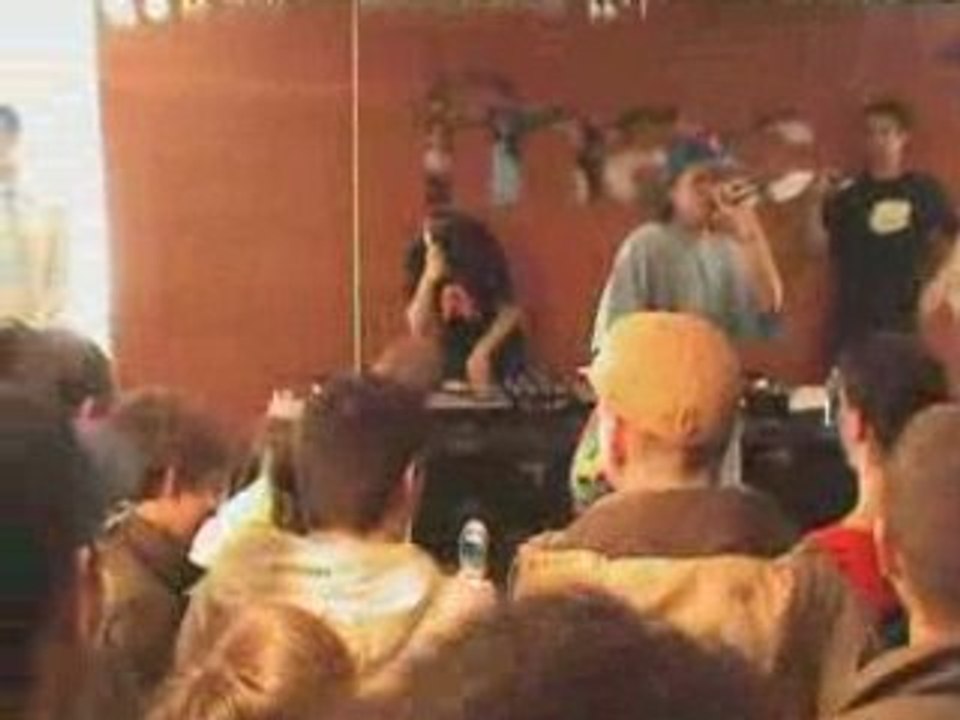 Video TTC - Girlfriend - ttc, fnac, la, défense,