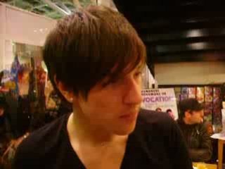 Quentin souhaite un joyeux anniversaire.