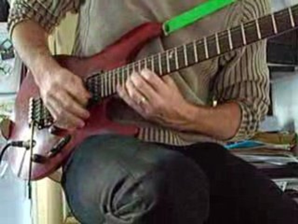 Circles cover (solo) Joe satriani