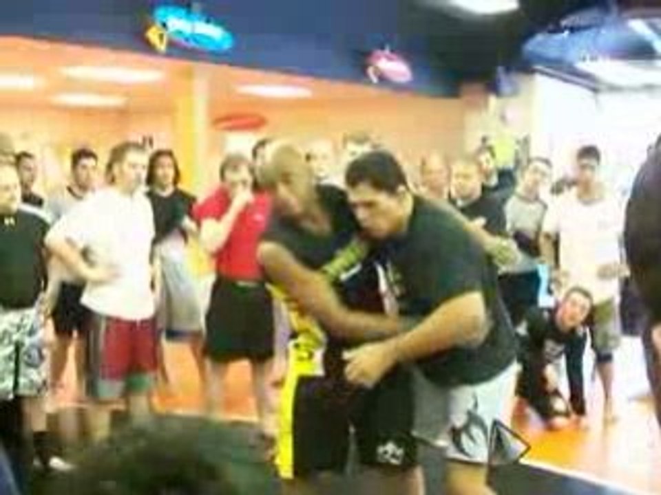 Minotauro Nogueira Demos Body Control on Anderson Silva