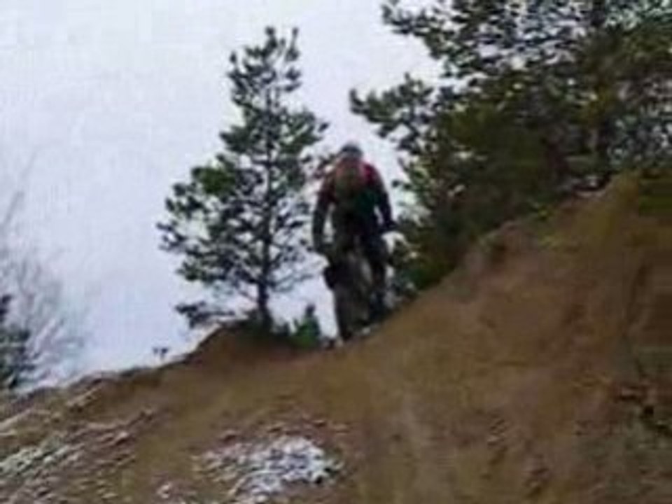 Brice en ktm ''ou'' faut s'echauffer car ca caille