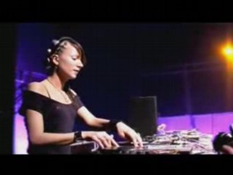 lady waks ft chickaboo - breaks arena 2007