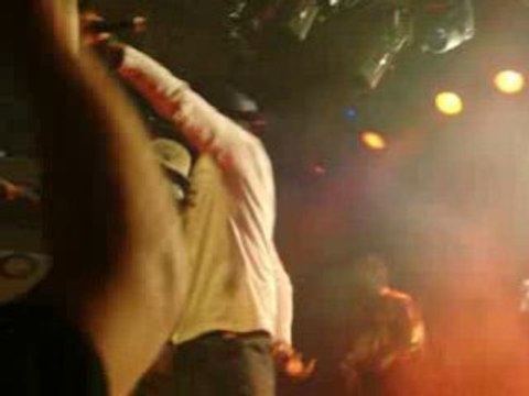 concert sages poetes de la rue feat busta flex