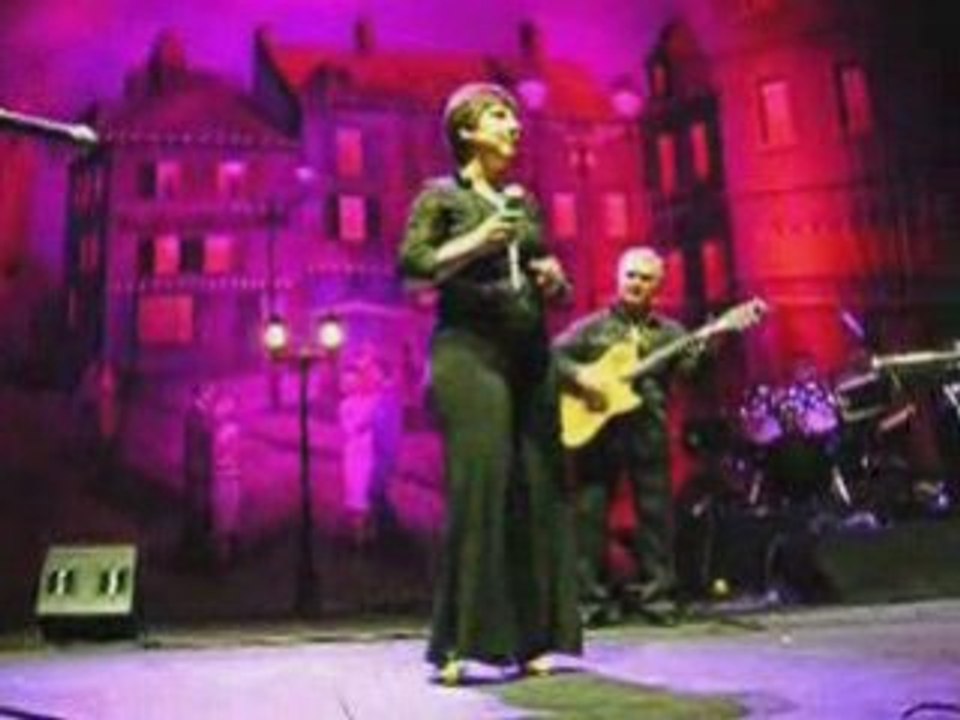 Isa et Robert Extrait Zénith Limoges extrait -La malagueña