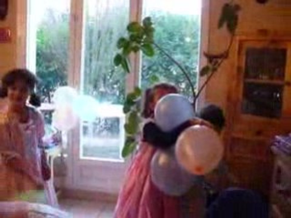 29-11-2008 Anniversaire Lucie avec les copines1