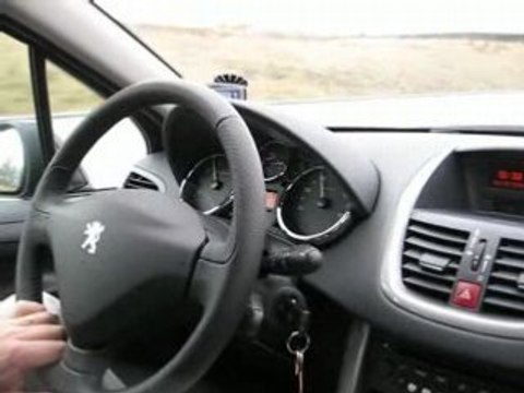 Balade en 207 1.6 VTi 120ch Premium Pack neuve - Nov 2008