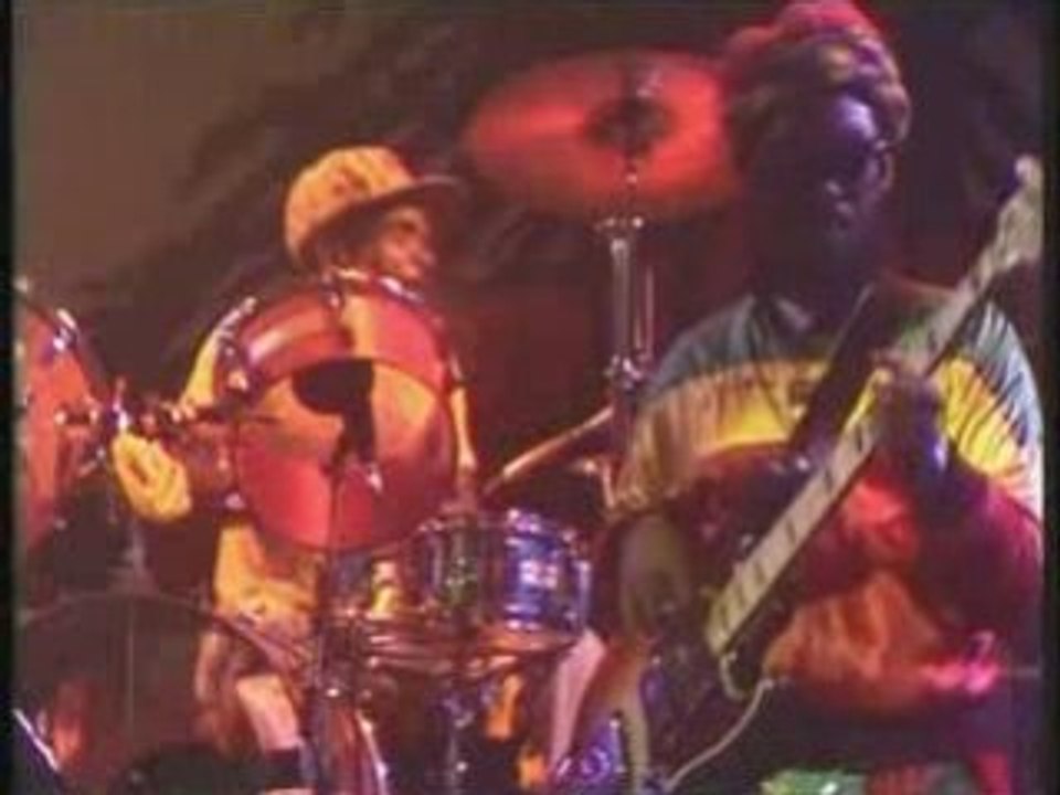 Bob Marley - Zimbabwe (Live In Concert )