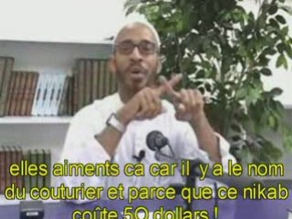 Le Hijab.      Sheikh Khalid Yasin.