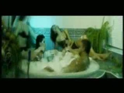 Азис - Целувай Ме