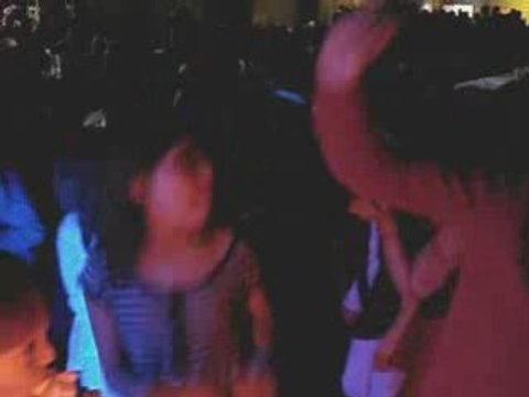 Dj's inferno, poulet disco à l'école 8 d'Ixelles