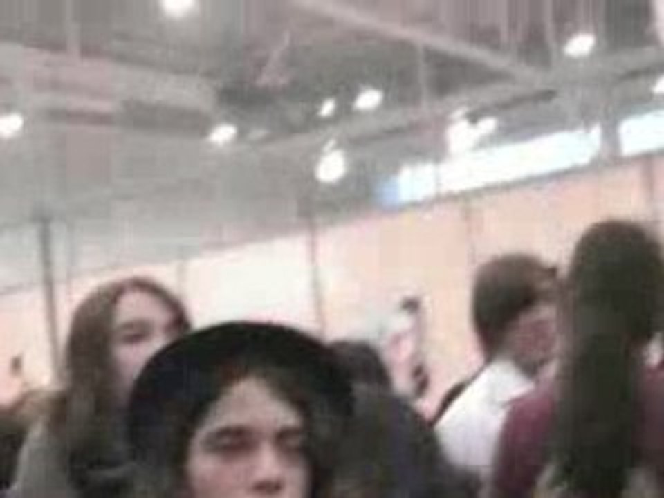 Dédicasse Nerdz TGS 08 (mode on fait la queue)