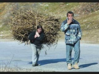 Tus - oi alvanoi einai kirile