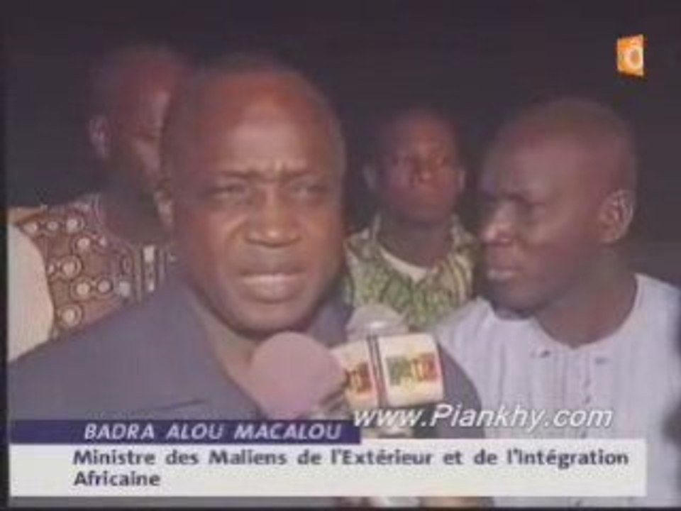 Kemi seba et khadafi