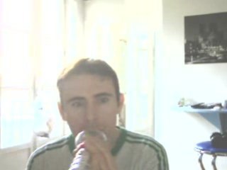 Wiwi égratigne "Only the very best"