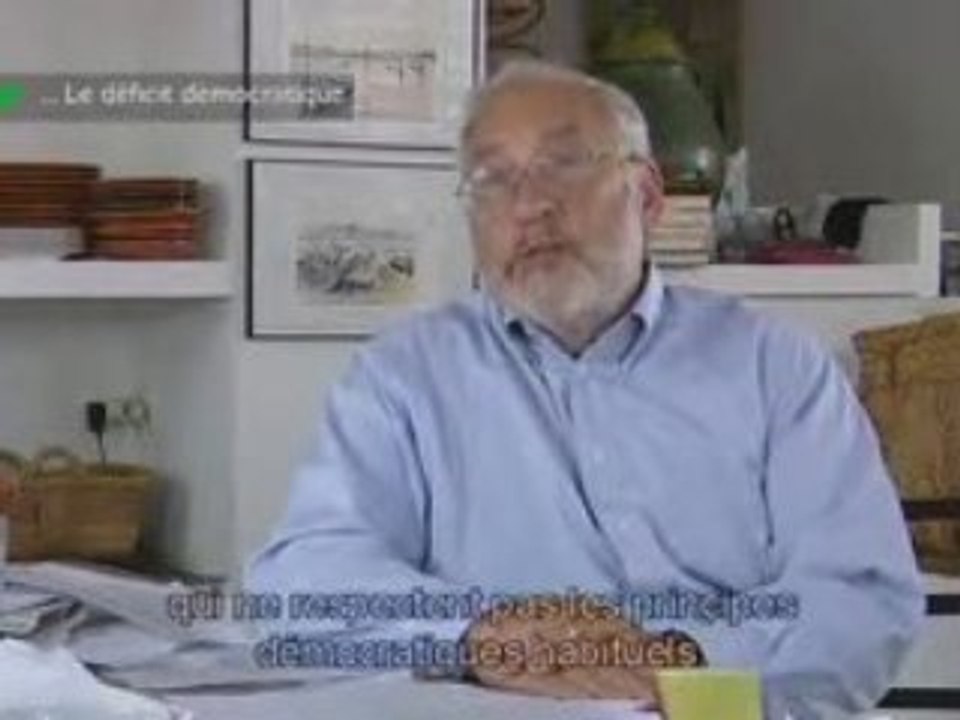 A : (4sur13) Démocratie