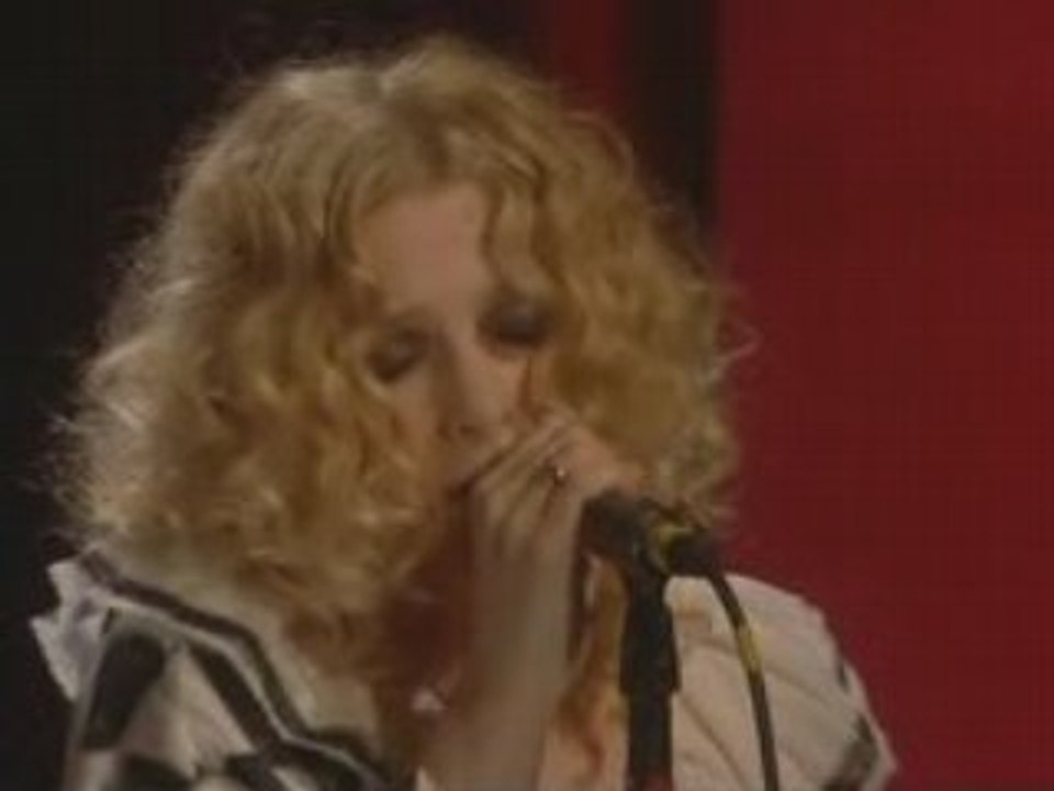 Goldfrapp - Monster love [Live@The Culture Show]