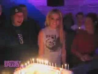 Britney Spears - Birthday At British Nightclub