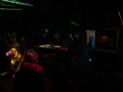 Teuf Bzh .Tante May Party . dep 56