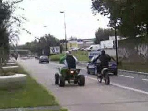 950 ktm, 85 yz, 400 kfx au clos toreau