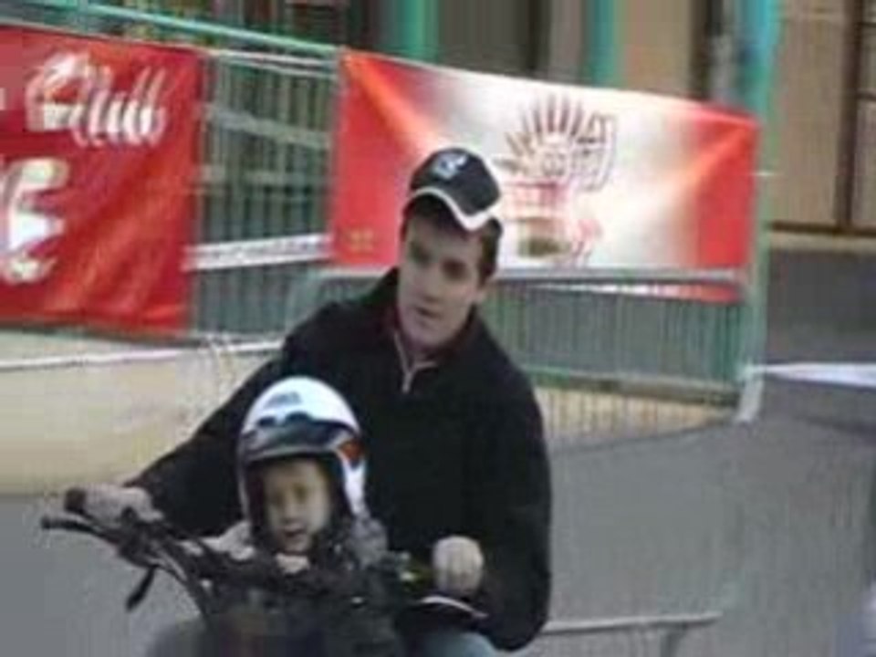 Moi y'a veux la moto !
