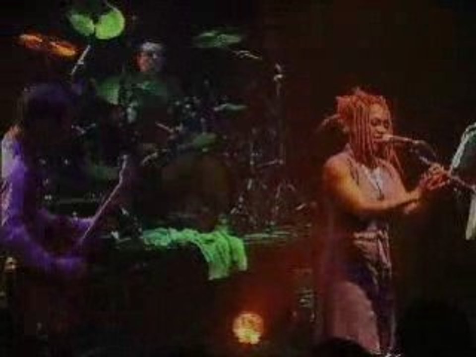 Morcheeba - Trigger hippie [Live@Shepherds Bush Empire]