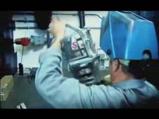 Scopriamo come costruire una F1 con Renault!