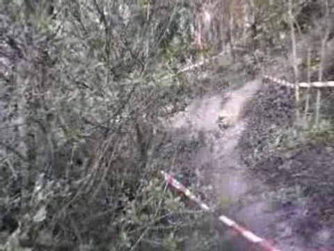 dirt motocross sur terrain prive