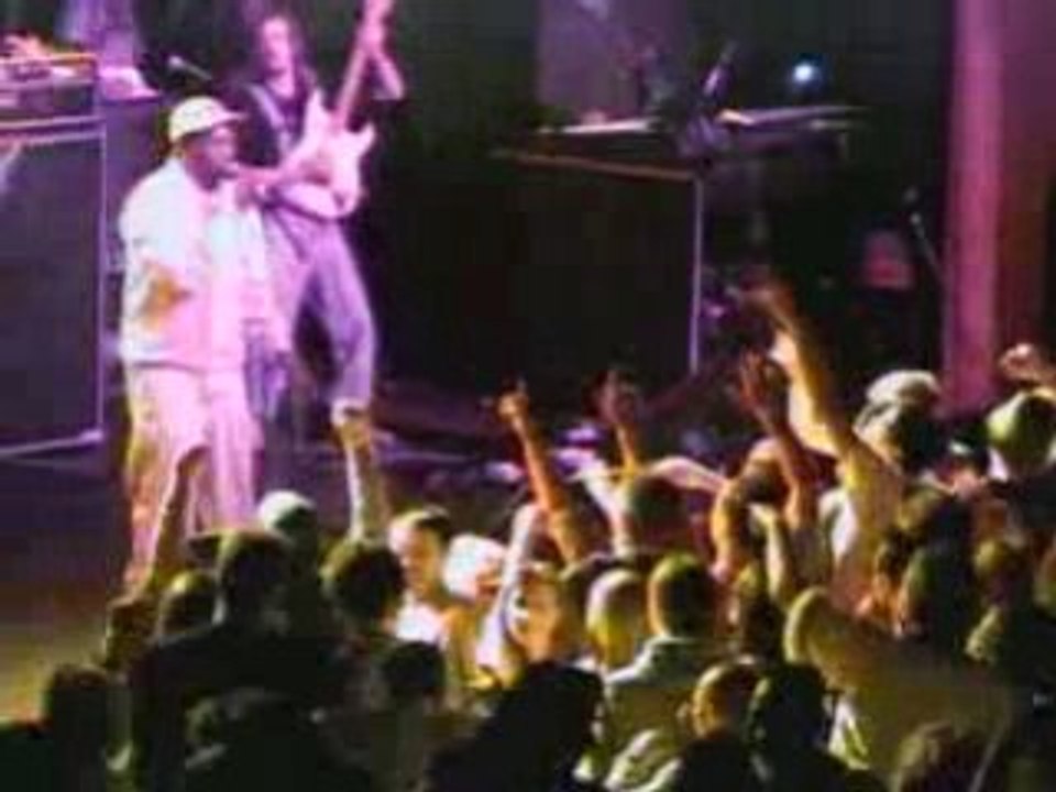 Barrington Levy - Black roses (live)
