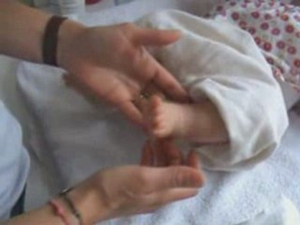 bébé الرضيع