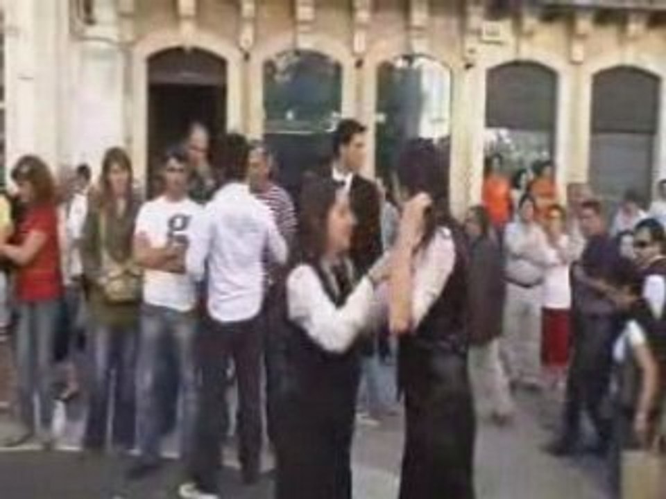 COIMBRA QUEIMA 2008 BANHO NA PRAÇA 8 DE MAIO