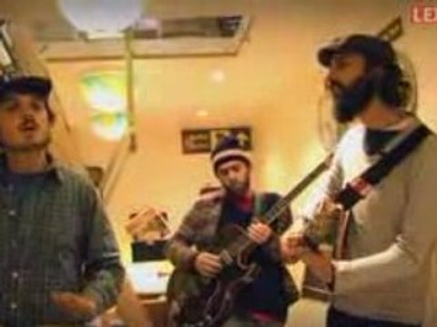 Herman Düne reprend U2