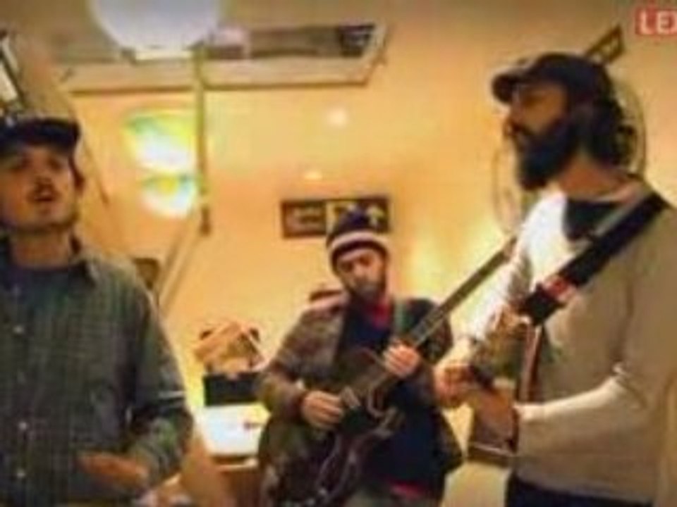 Herman Düne reprend U2