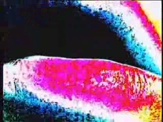 Vraie fausse pudeur...entre deux chaises