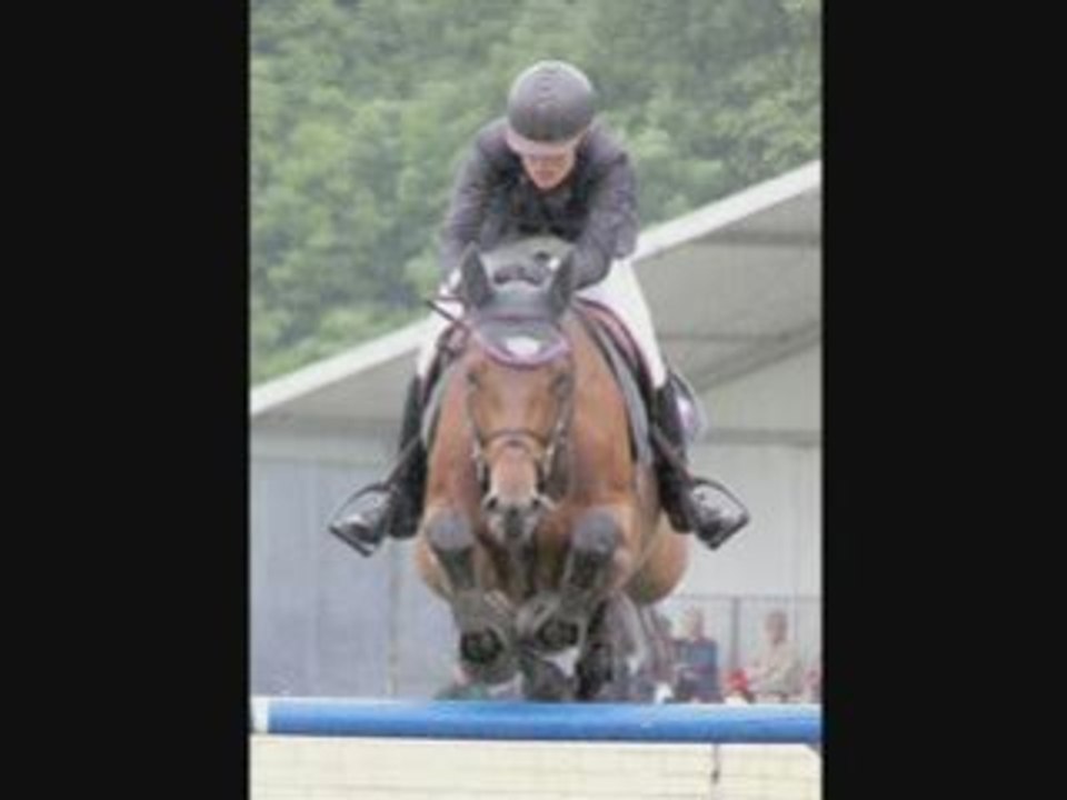 Ilostra dark et Eugenie Angot