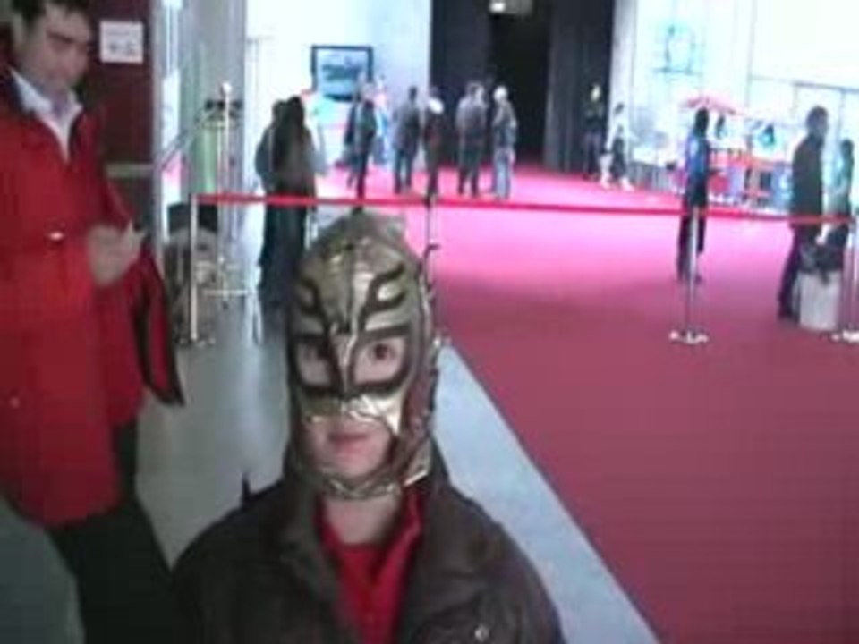 PEQUEÑO ENMASCARADO