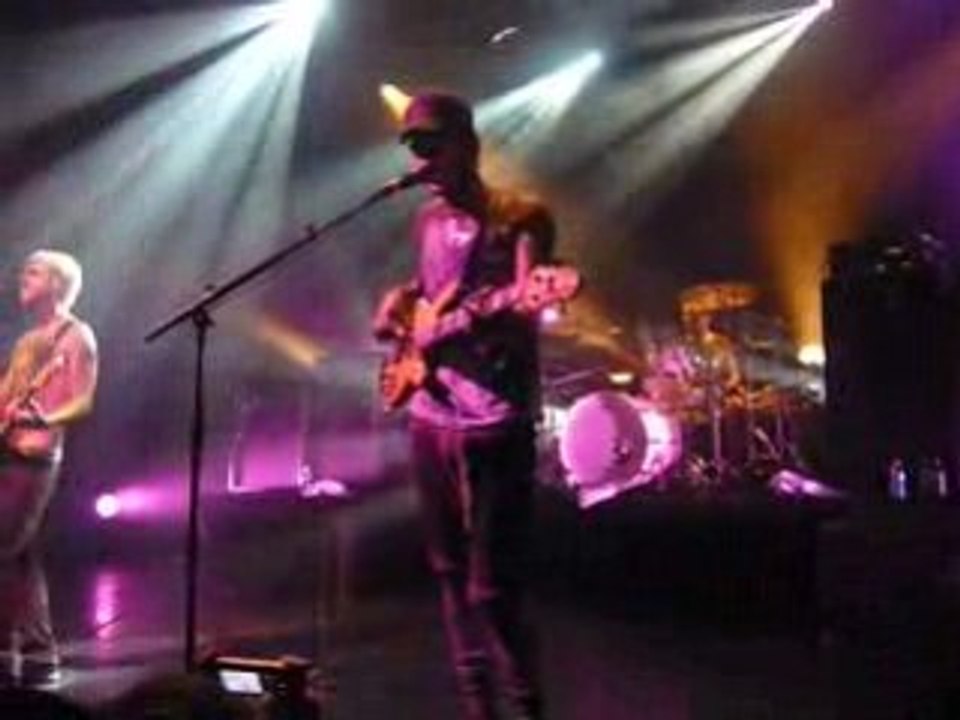 (Intro)New Day -  Empyr @ Bataclan (75) le 22/10/2008