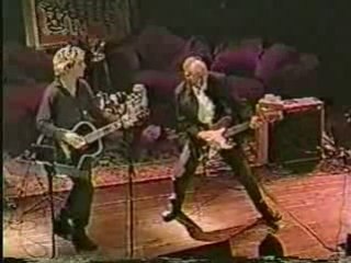Pete Townshend & Eddie Vedder - Magic Bus 1999