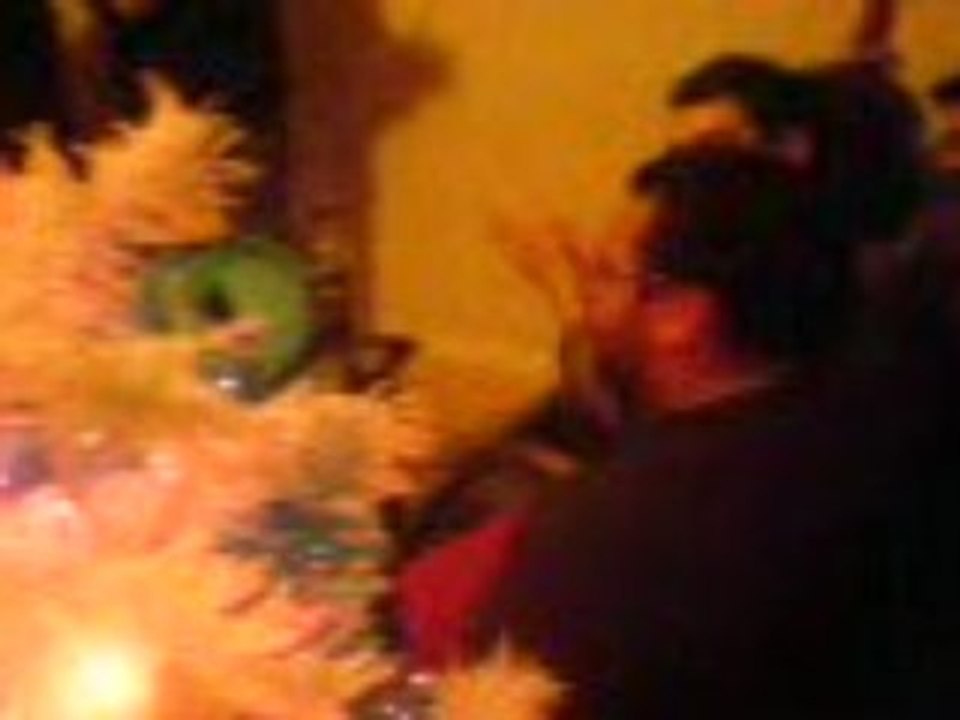 kiko cantando